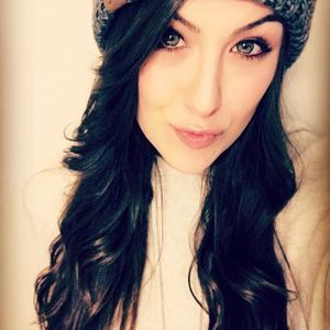 Meet your Posher, Macy